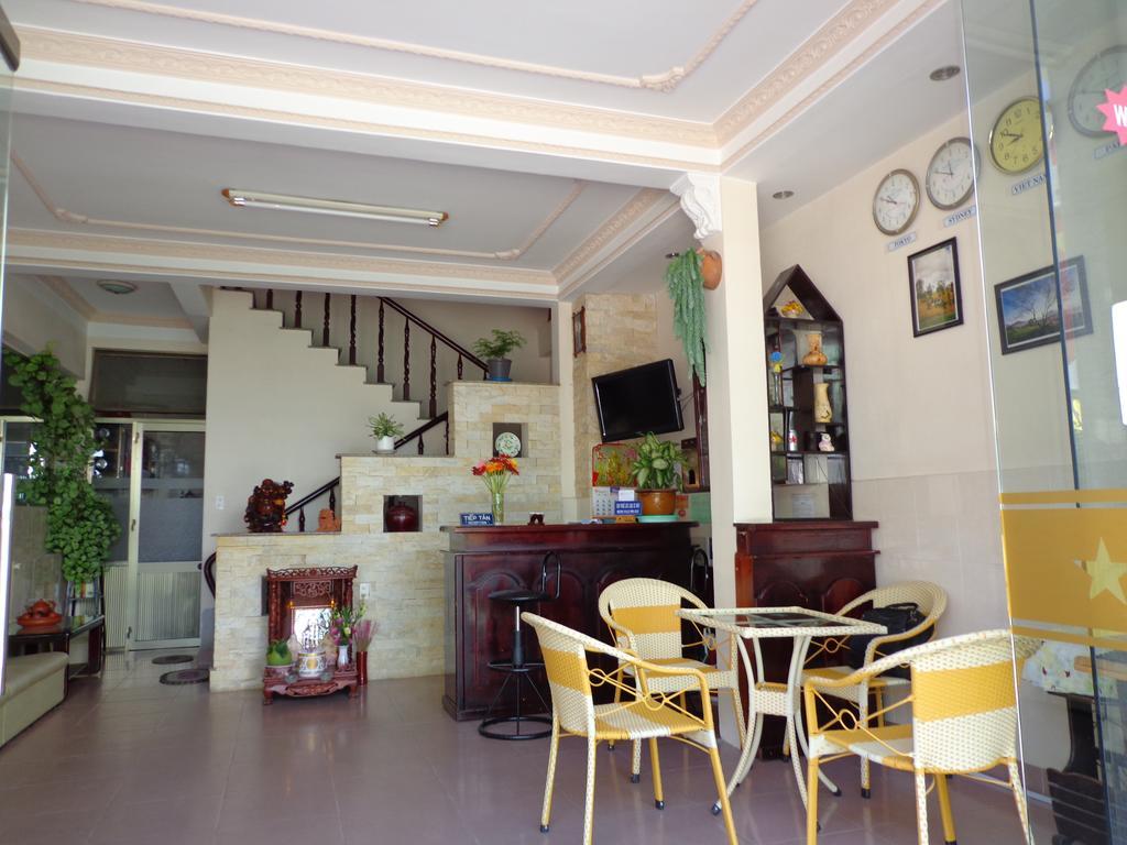 Phuong Tung Hotel Da Lat Esterno foto