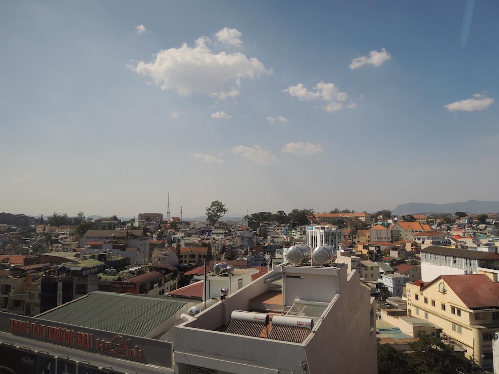 Phuong Tung Hotel Da Lat Esterno foto