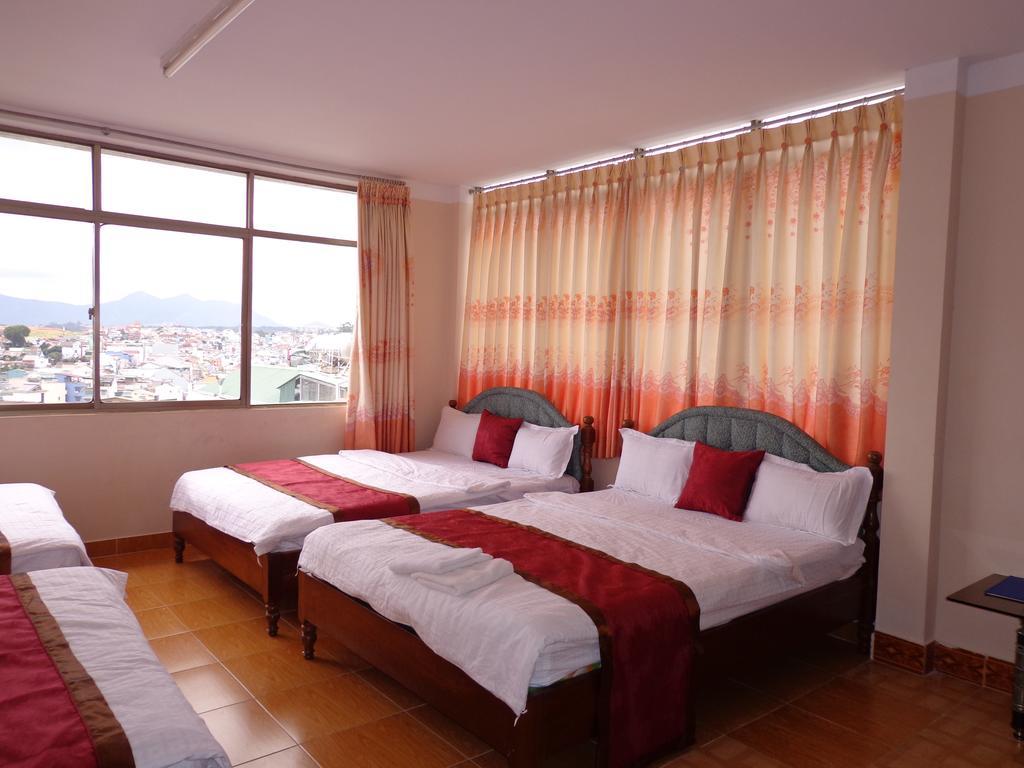 Phuong Tung Hotel Da Lat Esterno foto